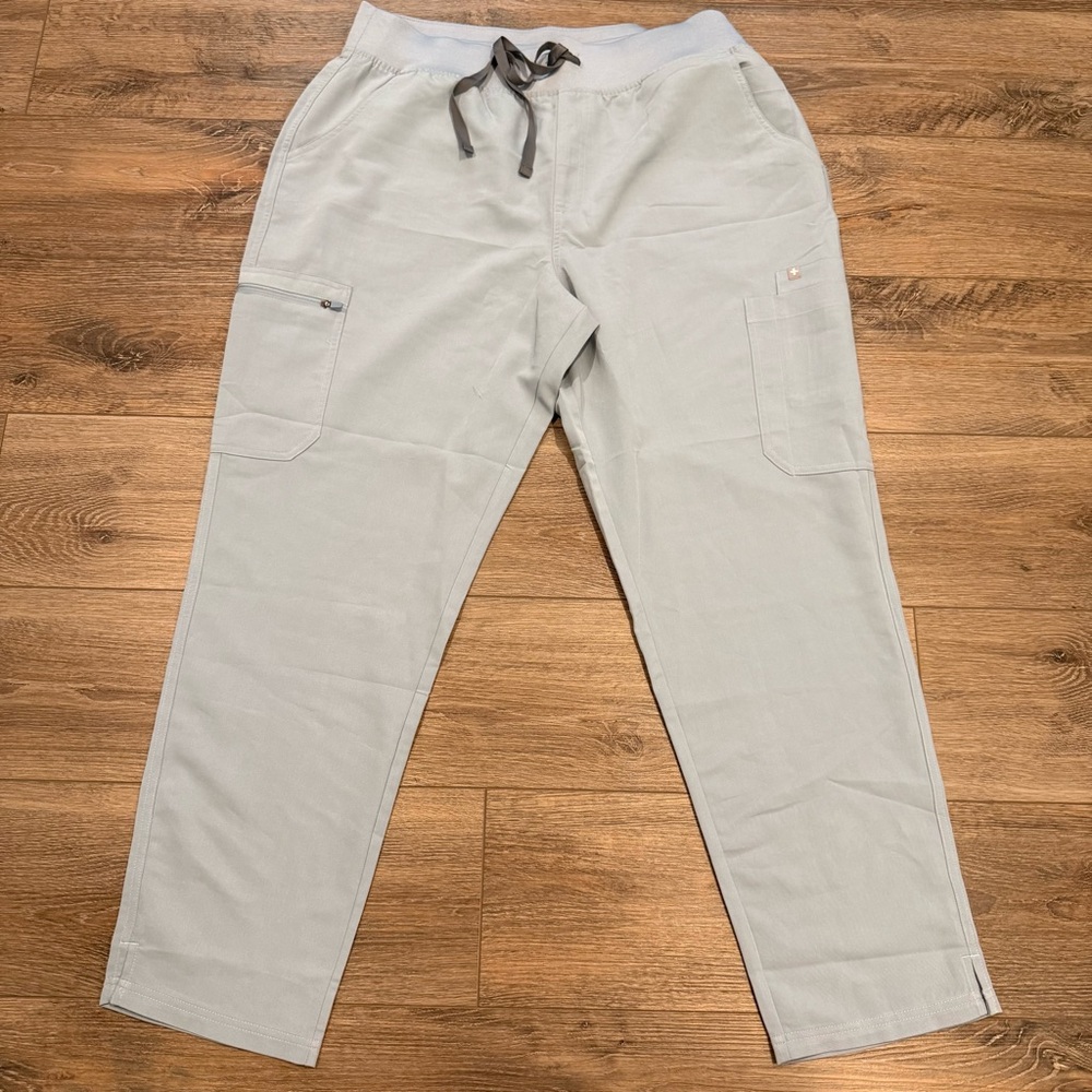 Figs Women’s Cement Gray High Waisted Yola Skinny Scrub Pants, NEW
